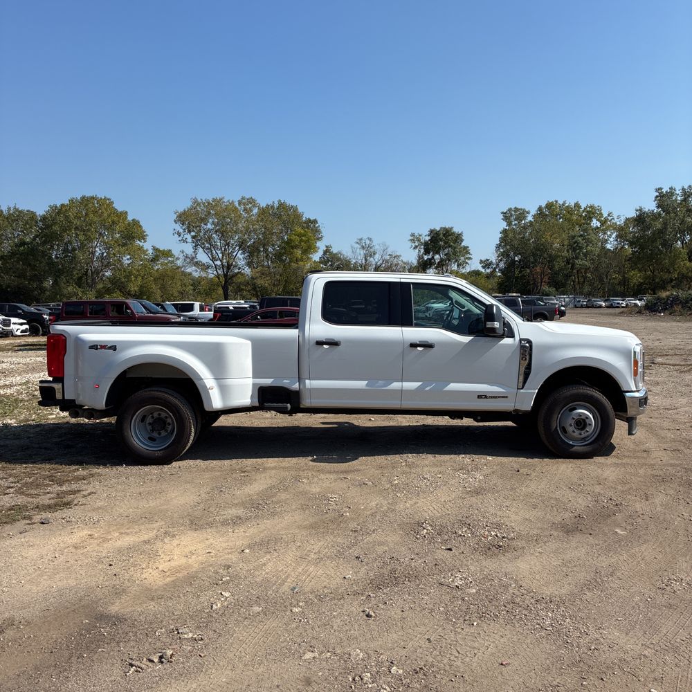 2023 Ford F350 S/D XLT