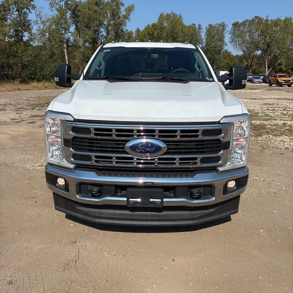 2023 Ford F350 S/D XLT