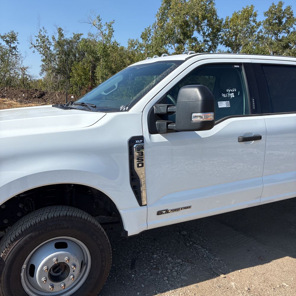 2023 Ford F350 S/D XLT