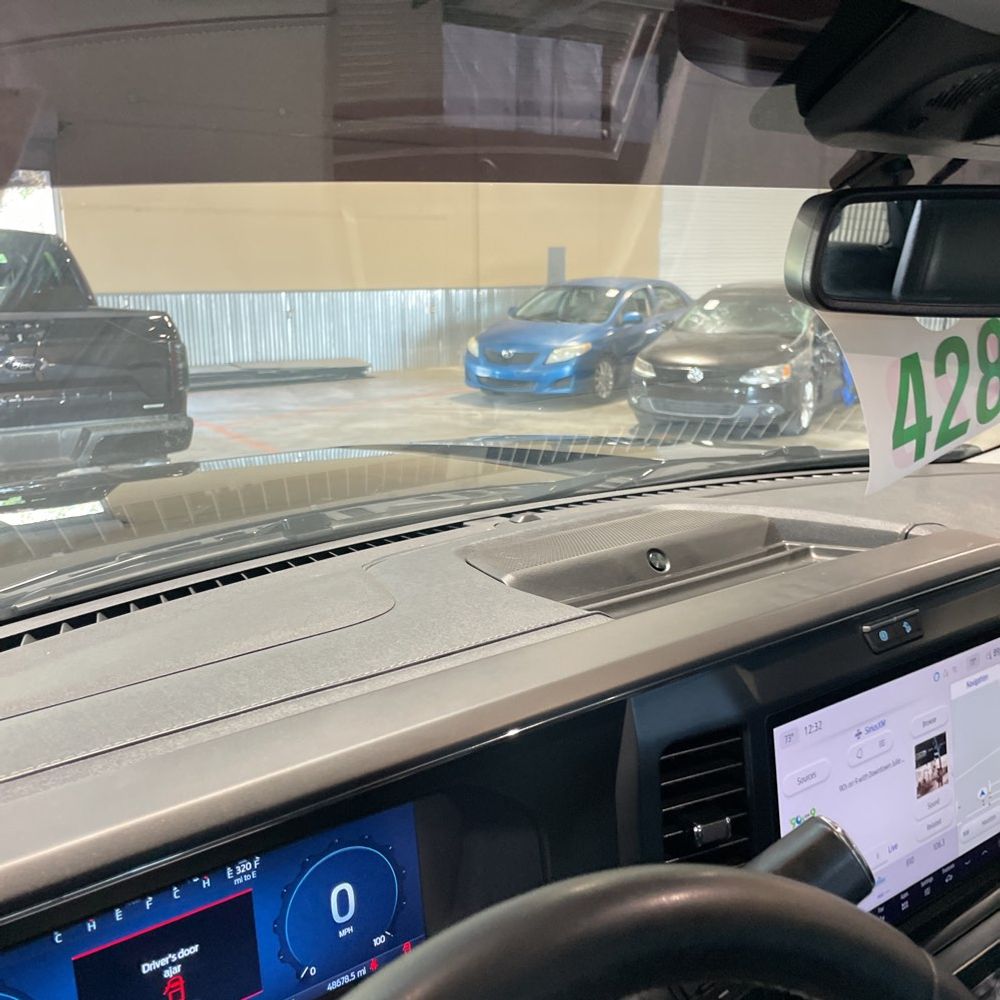 2025 Ford F-350 Super Duty Lariat