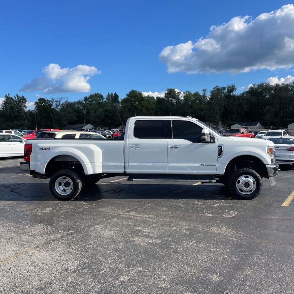 2022 Ford F-350 Super Duty Lariat