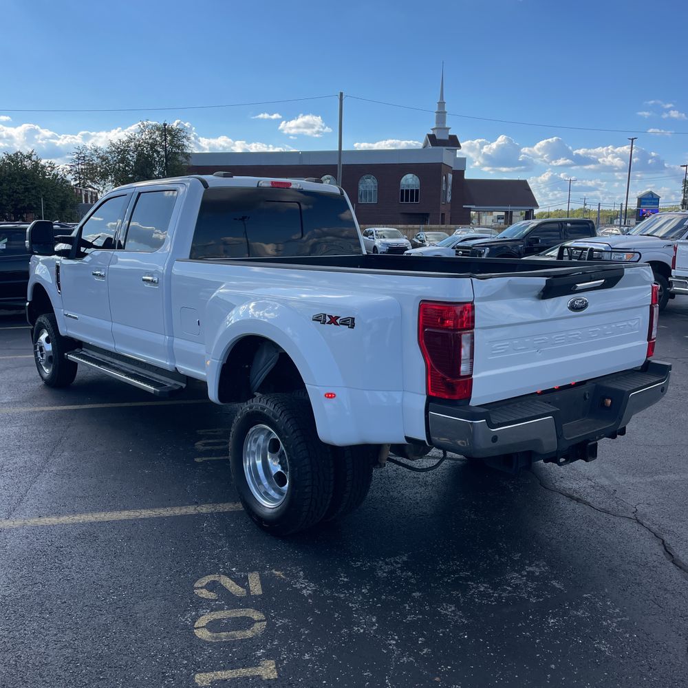 2022 Ford F-350 Super Duty Lariat