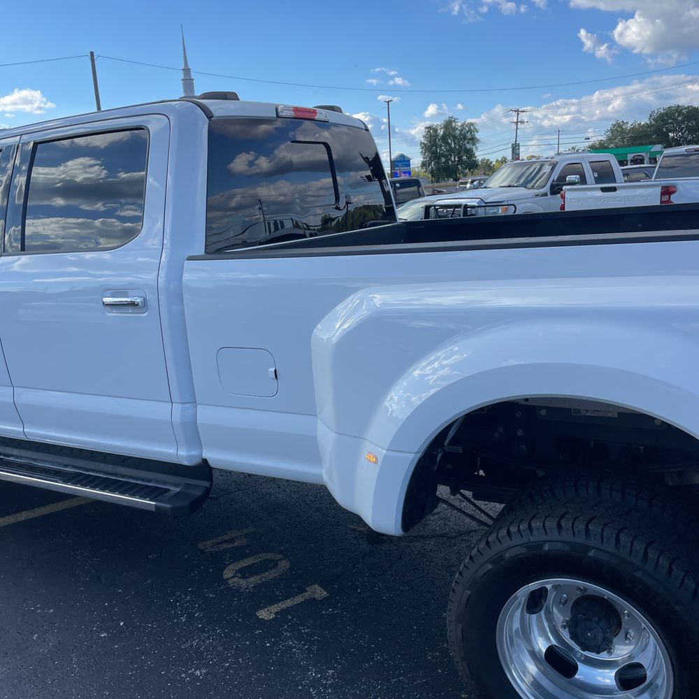2022 Ford F-350 Super Duty Lariat