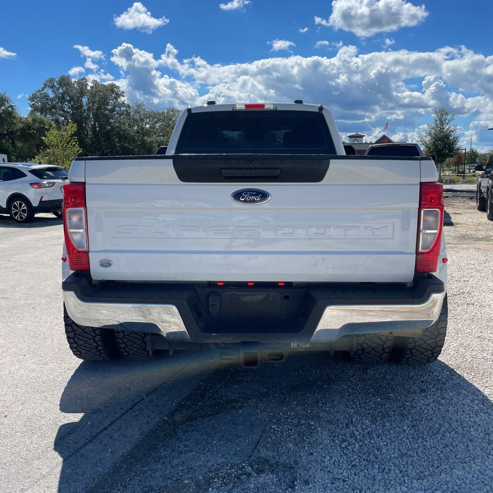 2022 Ford F-350 Super Duty XL