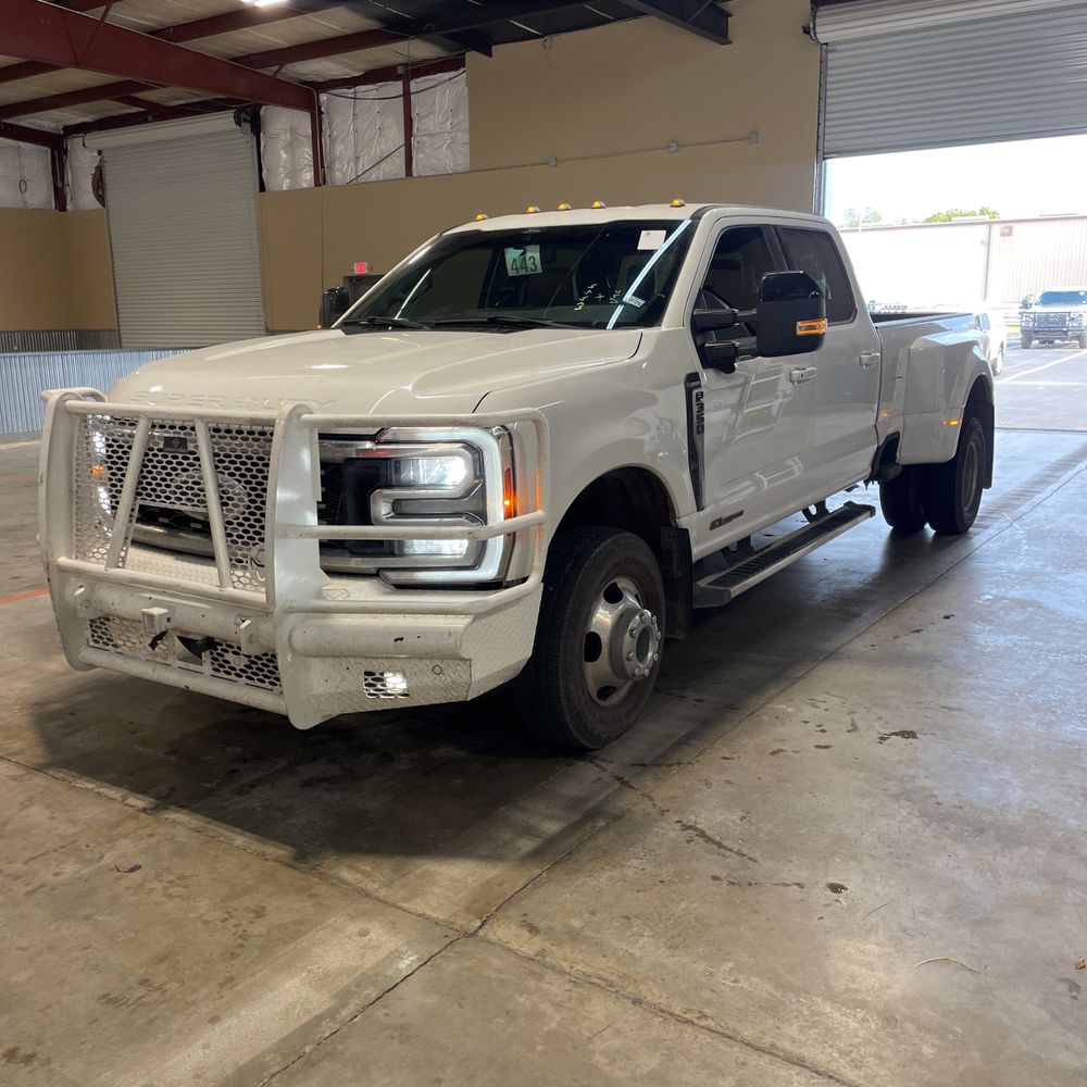 2024 Ford F-350 Super Duty Lariat