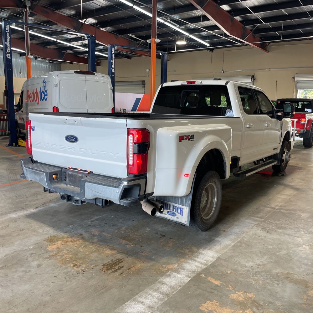 2024 Ford F-350 Super Duty Lariat