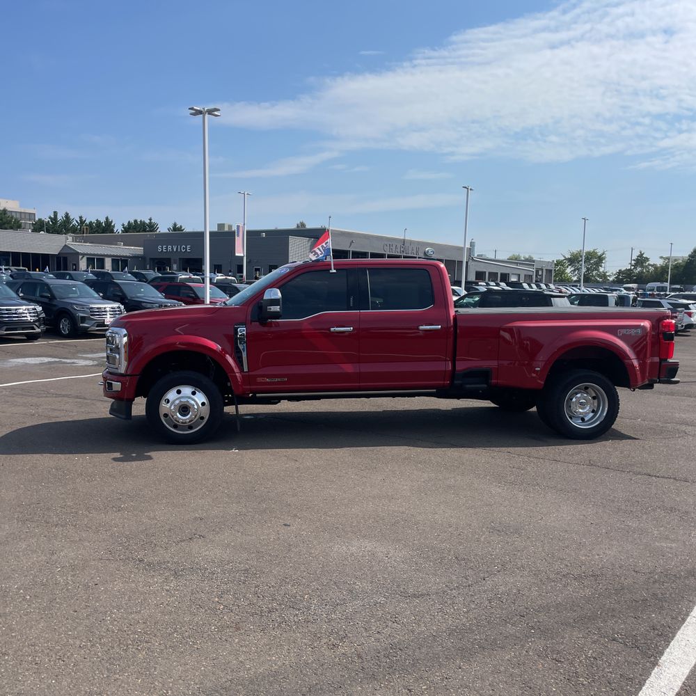 2024 Ford F-450 Super Duty Platinum
