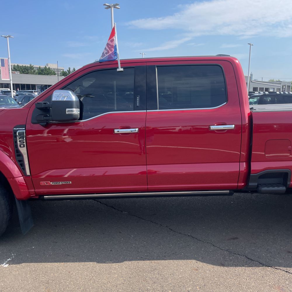2024 Ford F-450 Super Duty Platinum