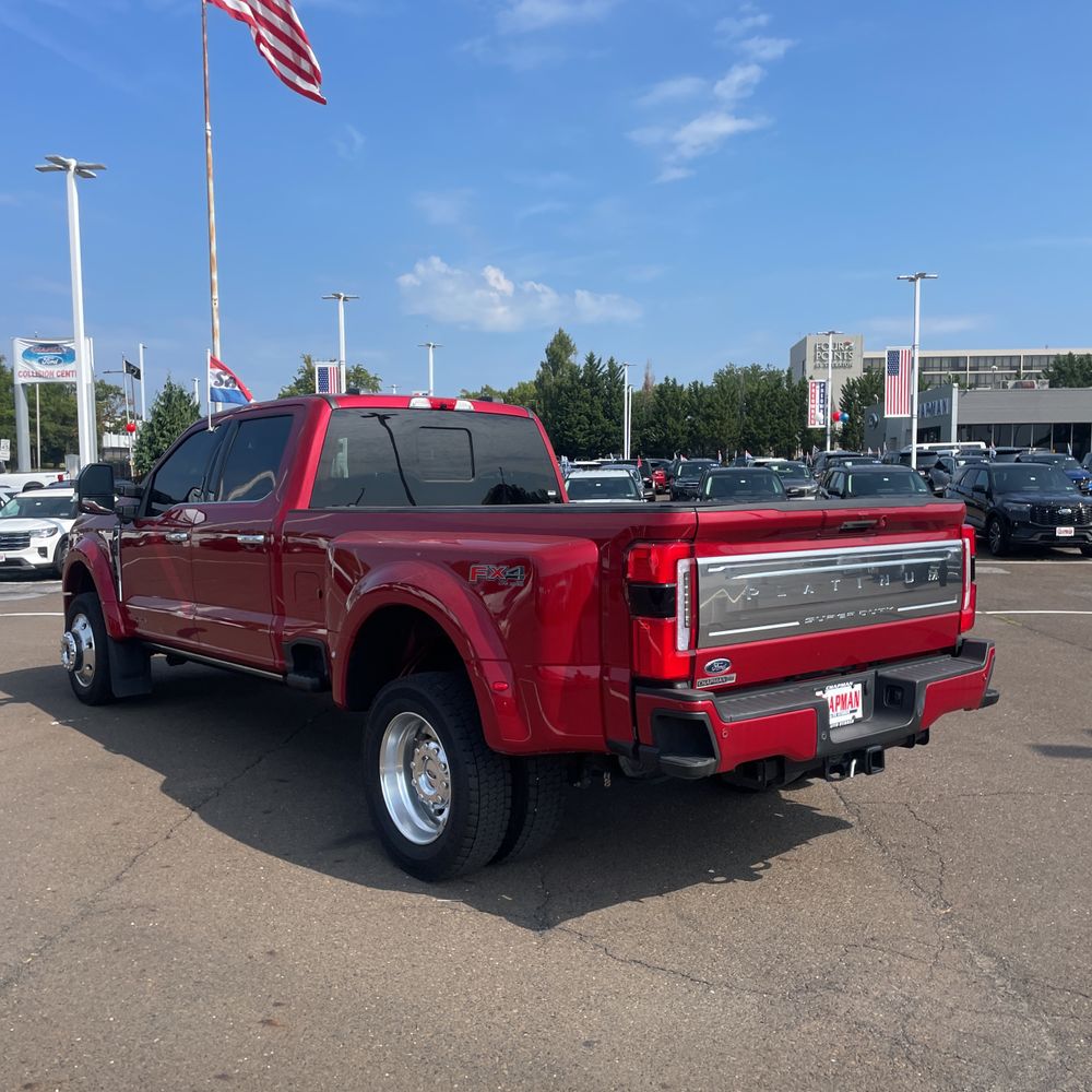 2024 Ford F-450 Super Duty Platinum