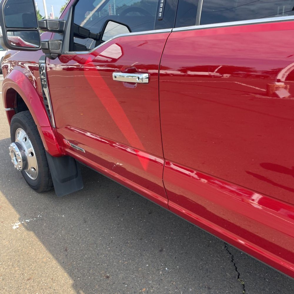 2024 Ford F-450 Super Duty Platinum