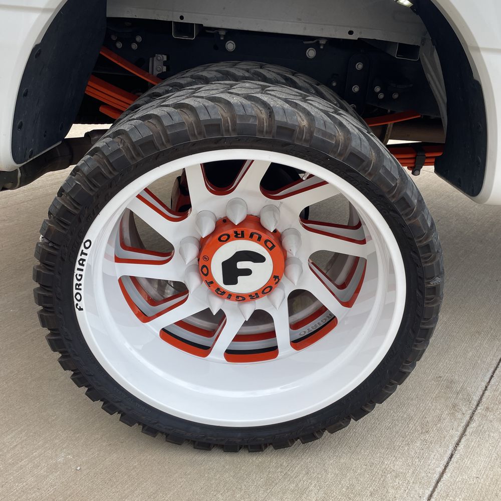 2023 Ford F-450 Super Duty Platinum