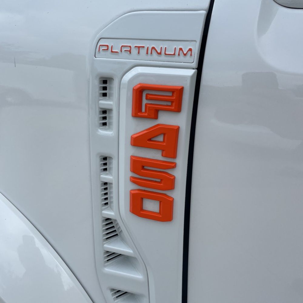 2023 Ford F-450 Super Duty Platinum