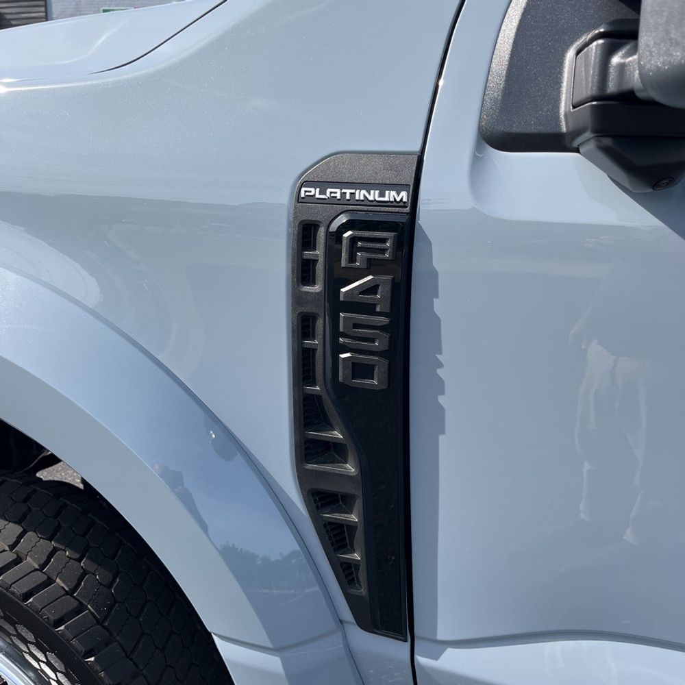 2026 Ford F450SD Platinum