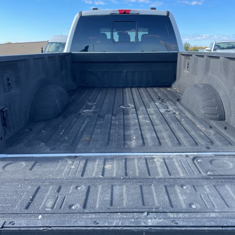 2025 Ford F-450 Super Duty Platinum