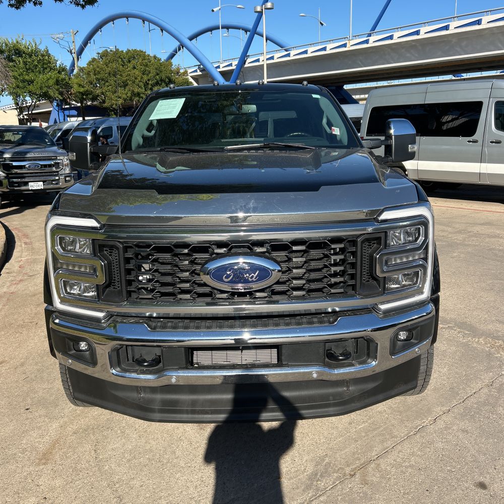 2023 Ford F450SD Lariat