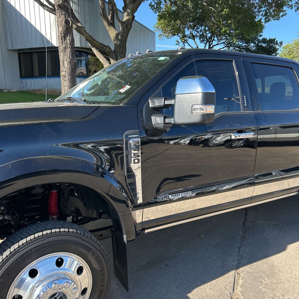 2023 Ford F450SD Lariat