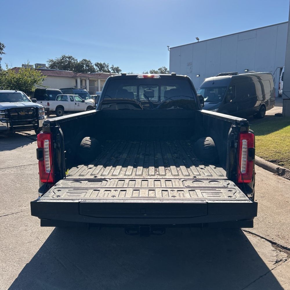 2023 Ford F450SD Lariat