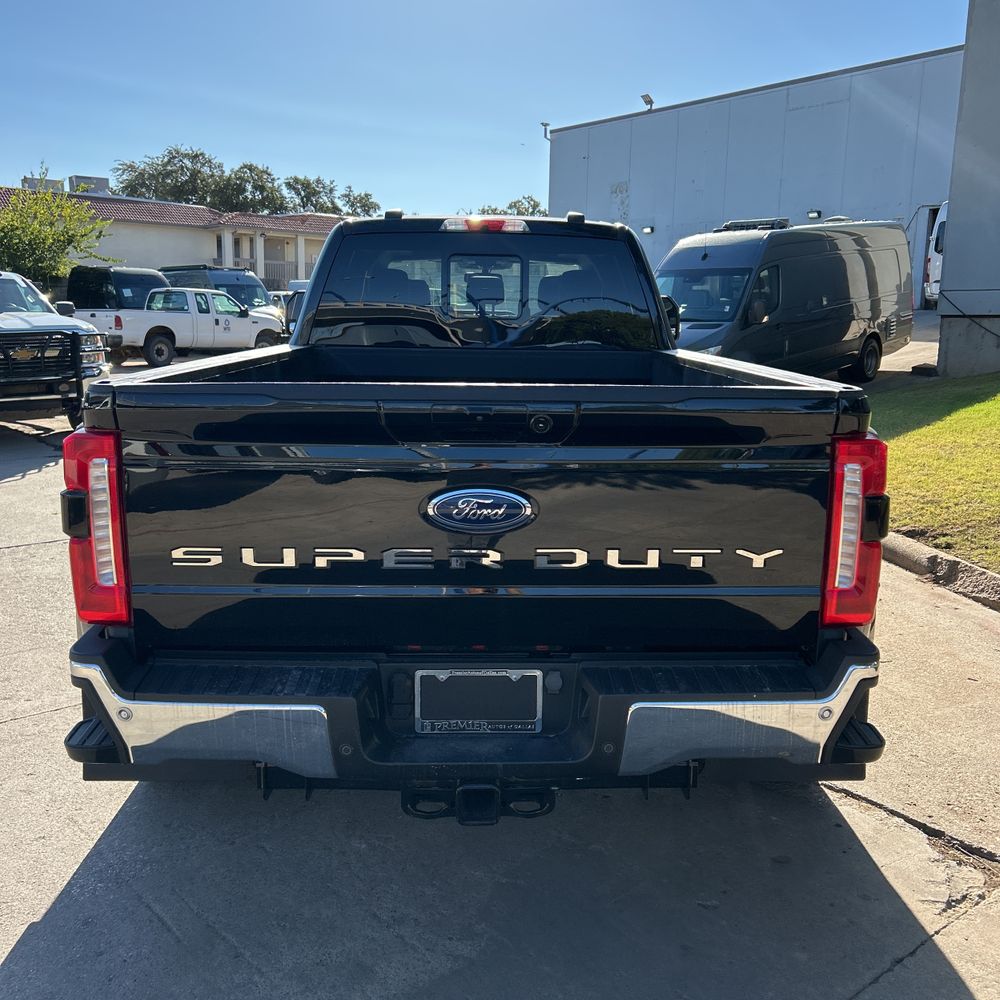 2023 Ford F450SD Lariat