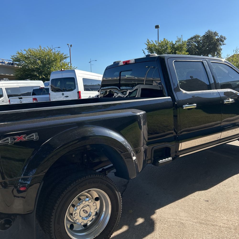 2023 Ford F450SD Lariat