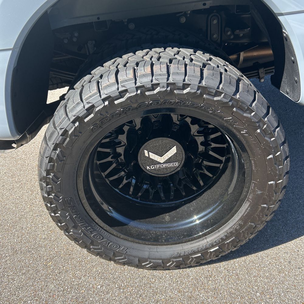 2024 Ford F-450 Super Duty Platinum