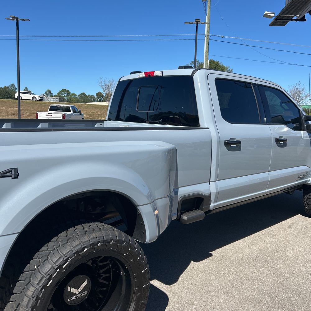 2024 Ford F-450 Super Duty Platinum