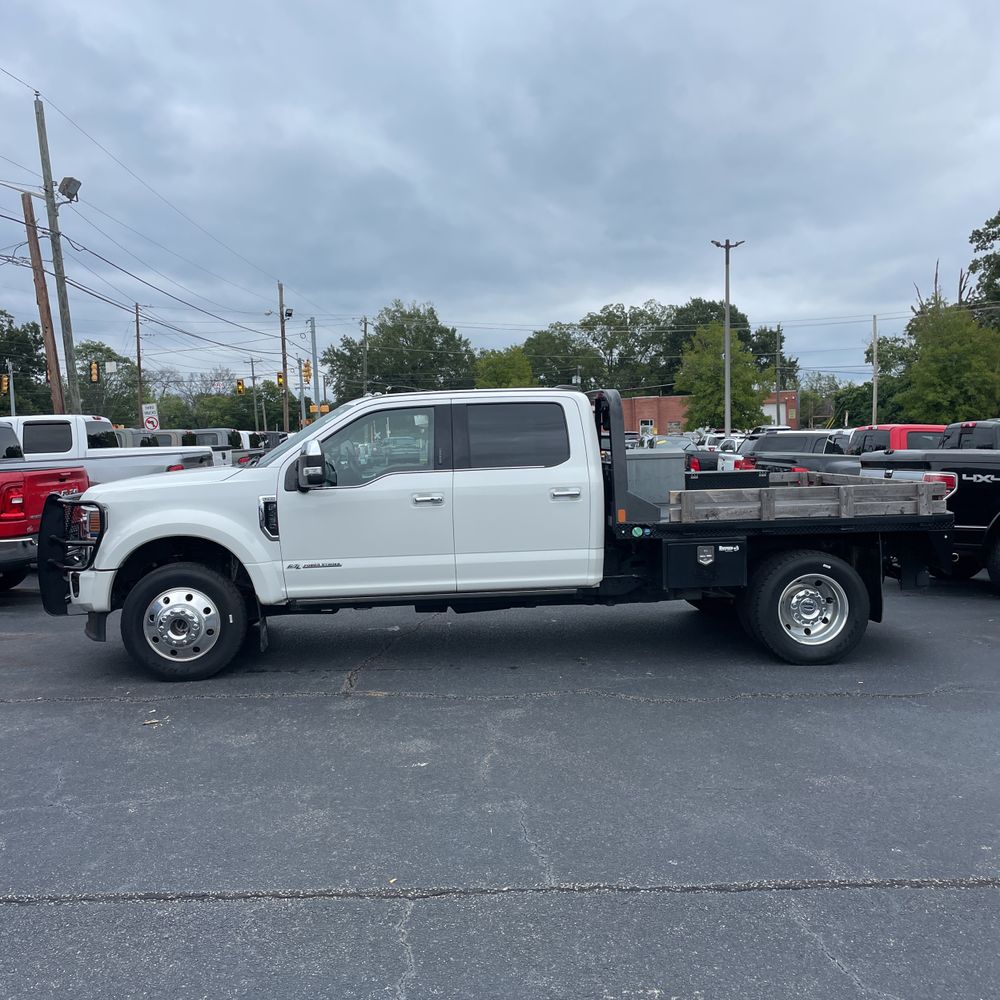 2022 Ford F-450 Super Duty Platinum