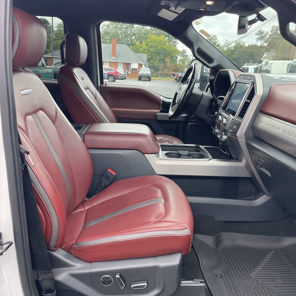 2022 Ford F-450 Super Duty Platinum
