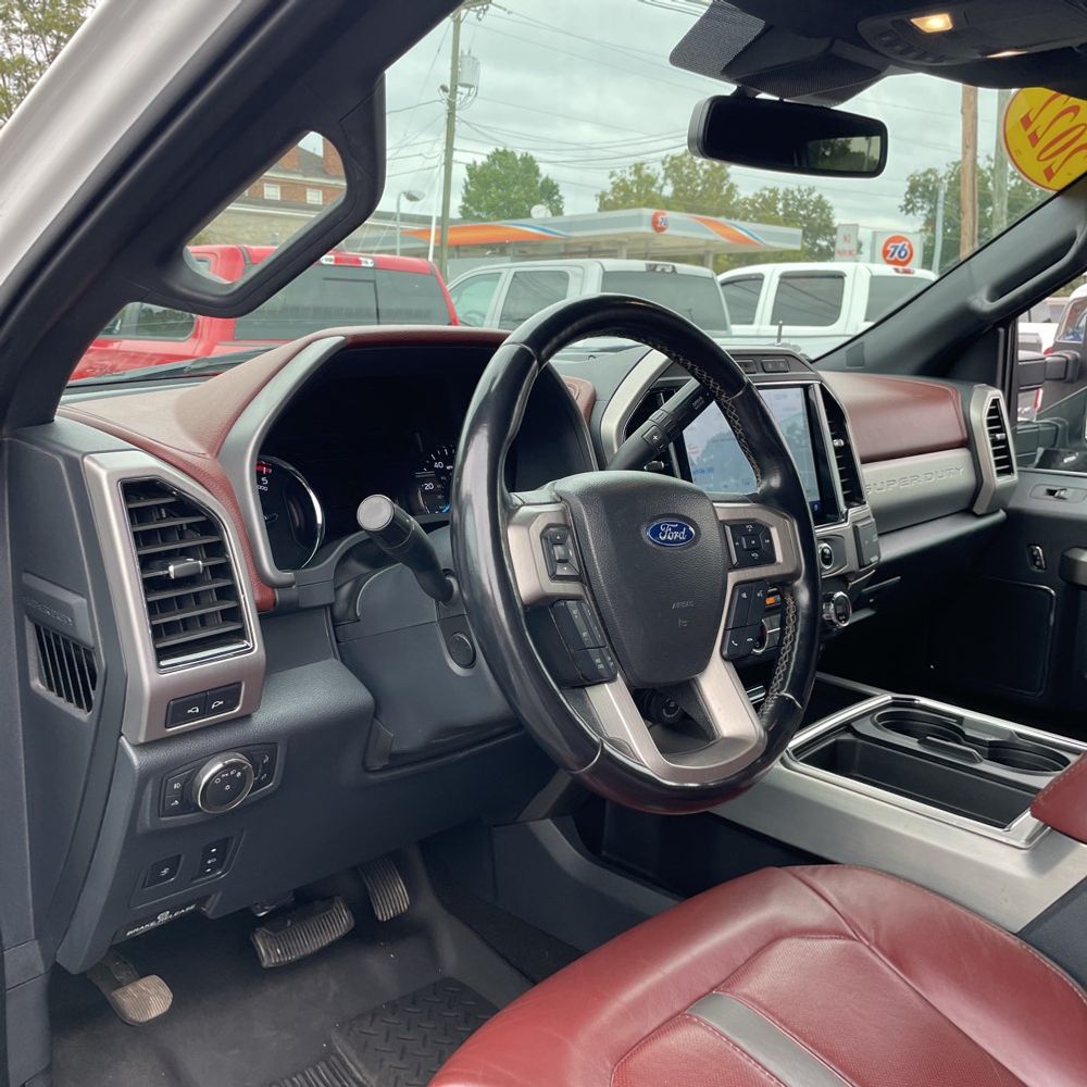 2022 Ford F-450 Super Duty Platinum
