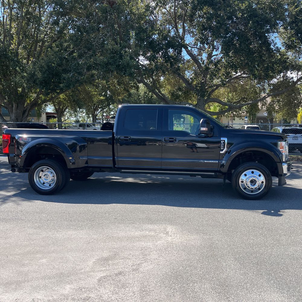 2022 Ford F-450 Super Duty Lariat