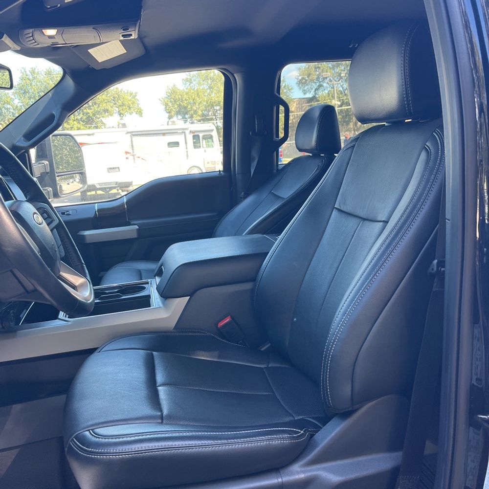 2022 Ford F-450 Super Duty Lariat