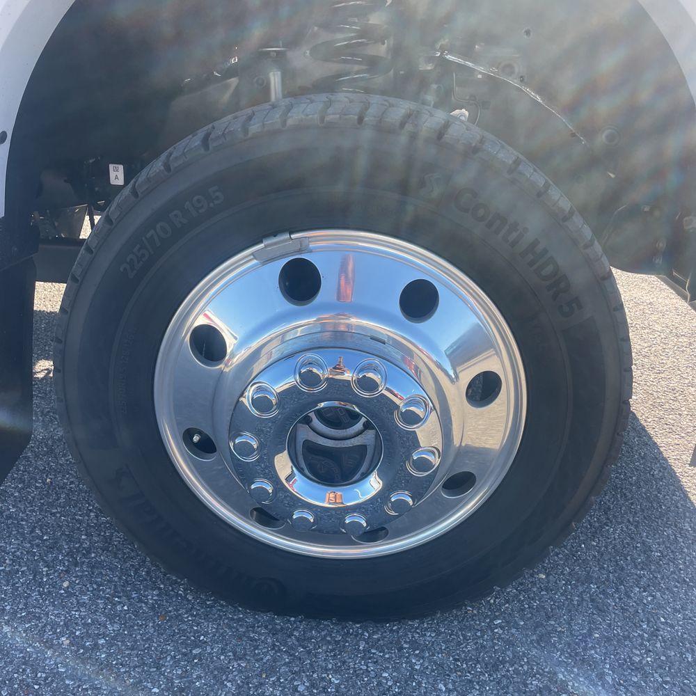 2024 Ford F-450 Super Duty Platinum