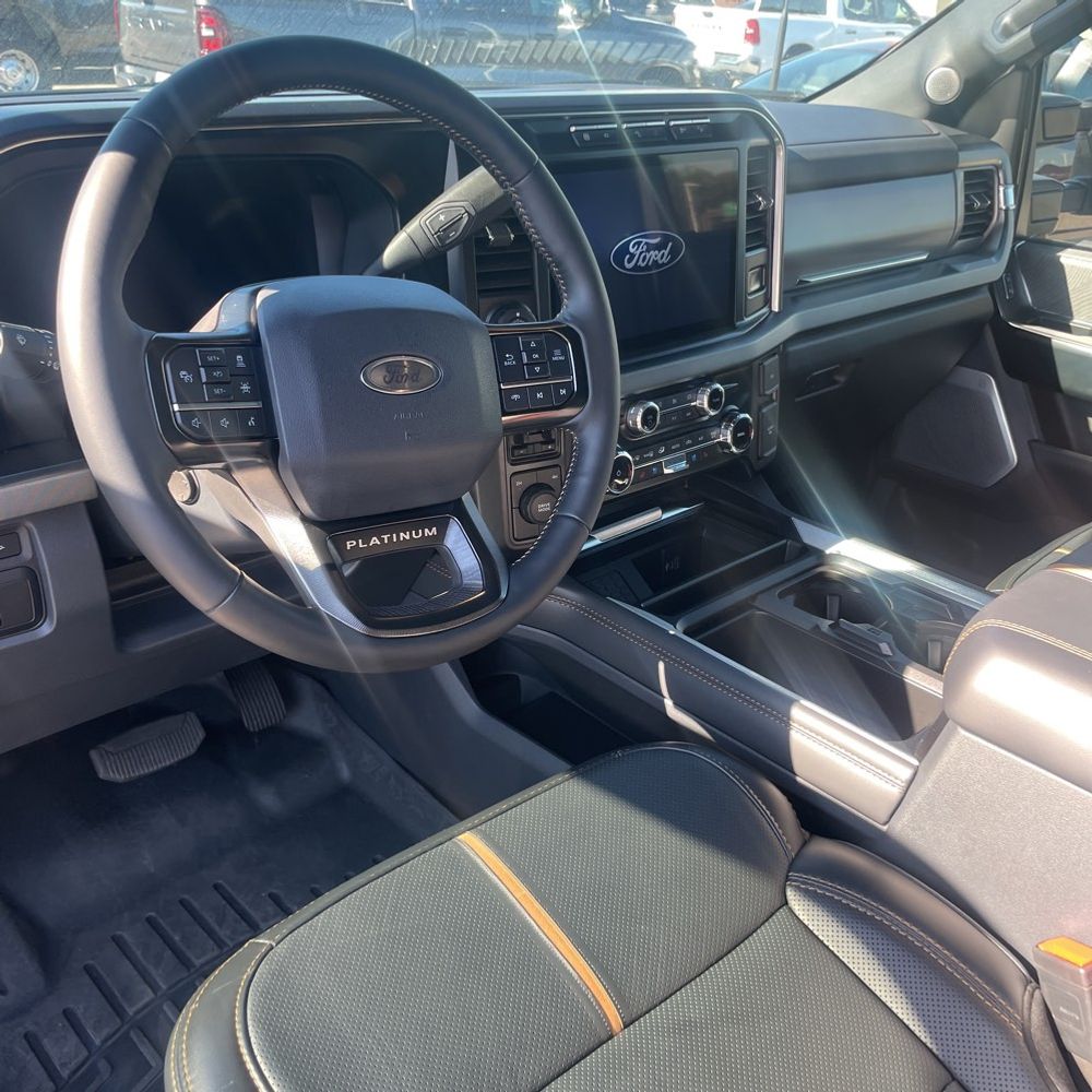2024 Ford F-450 Super Duty Platinum