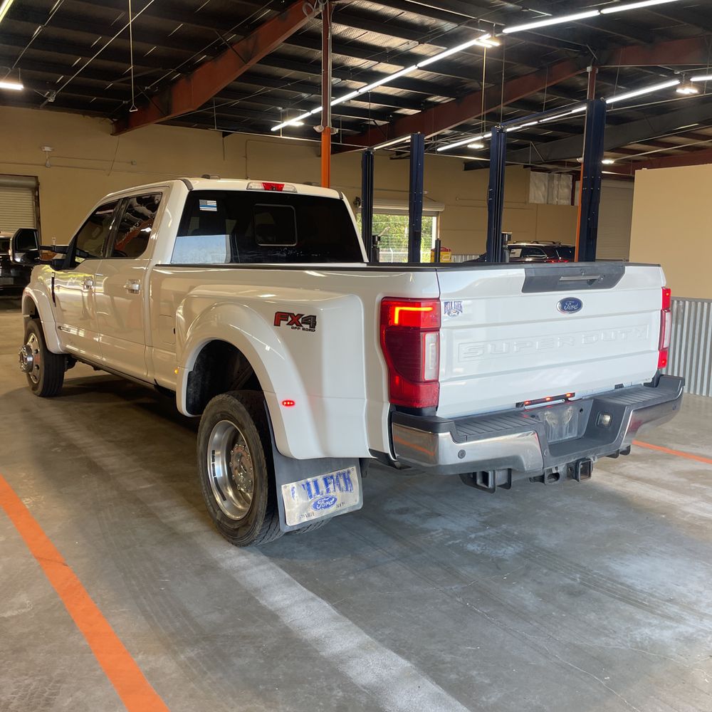 2022 Ford F-450 Super Duty Lariat