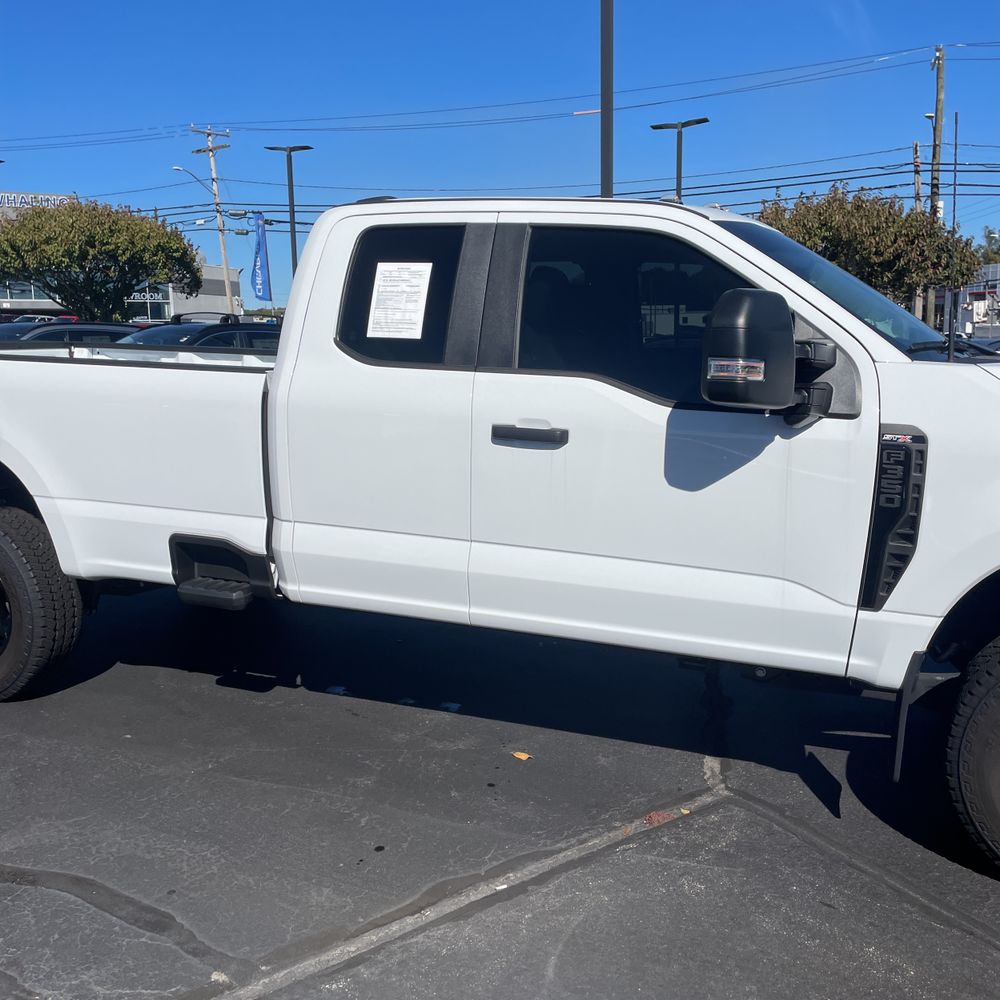 2023 Ford F-350 Super Duty XL