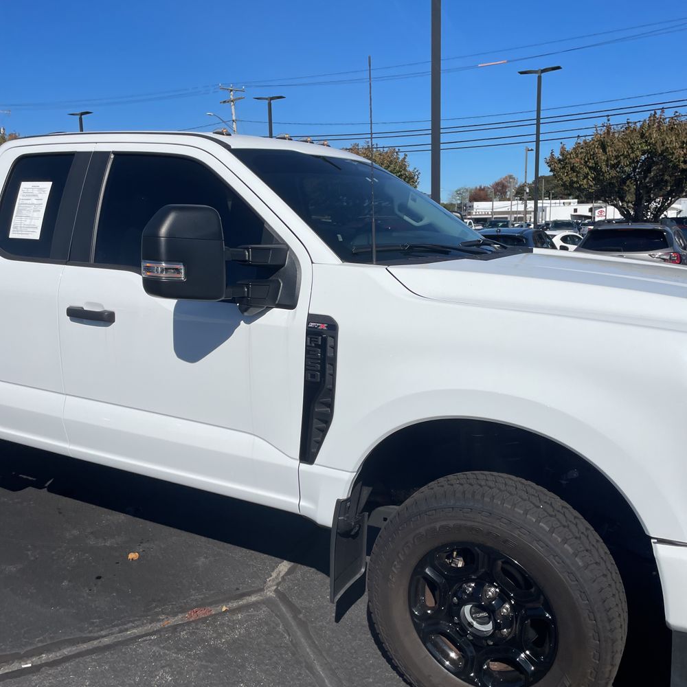 2023 Ford F-350 Super Duty XL