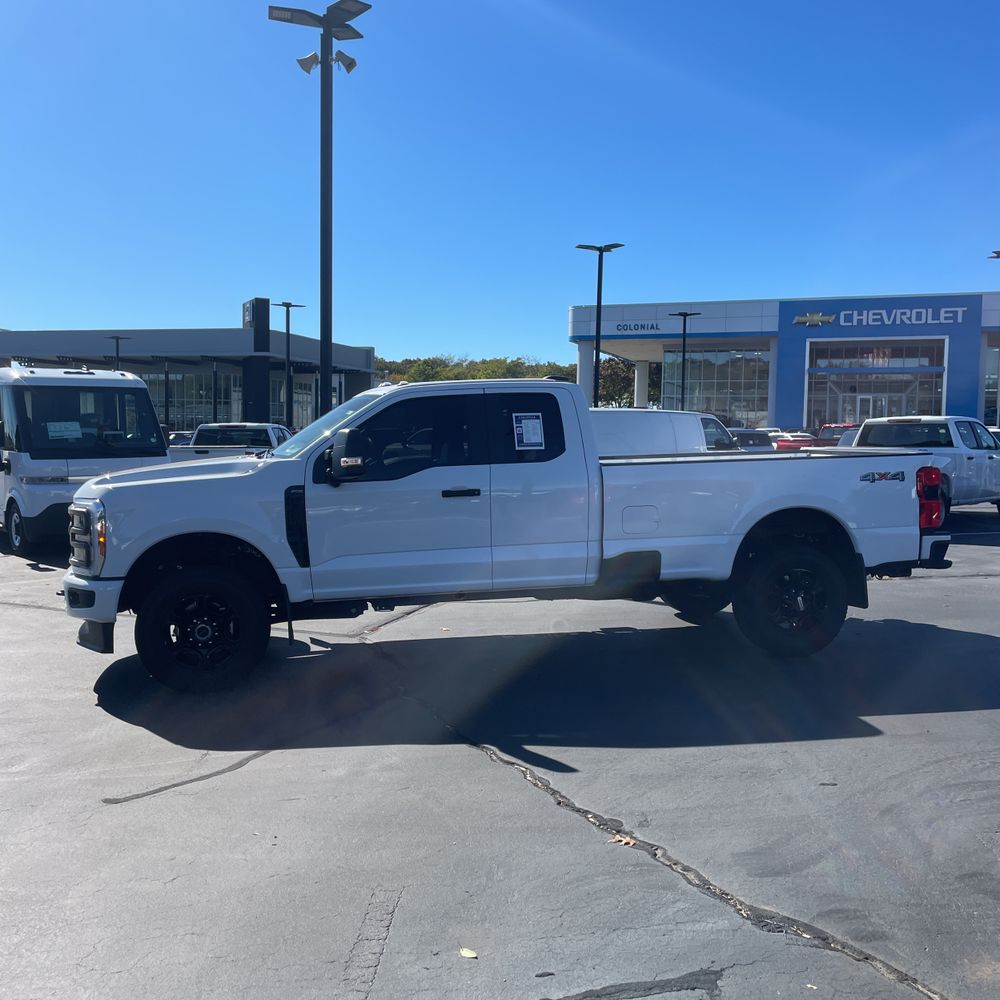 2023 Ford F-350 Super Duty XL