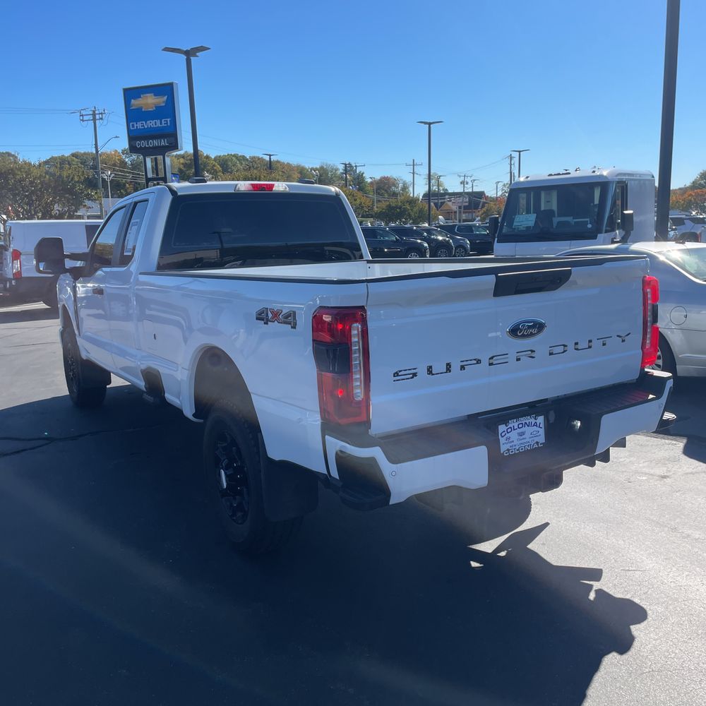 2023 Ford F-350 Super Duty XL