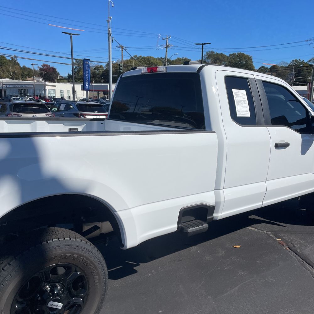 2023 Ford F-350 Super Duty XL