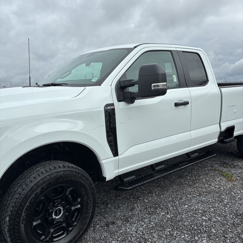 2025 Ford F-350 Super Duty XL
