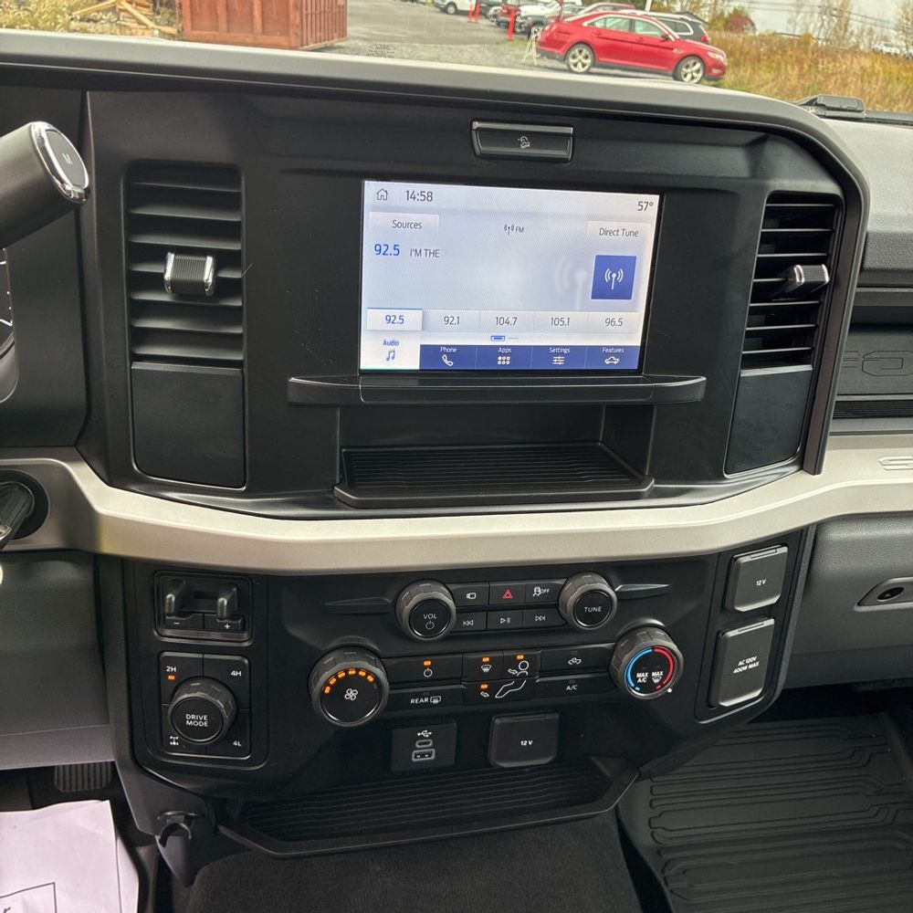 2025 Ford F-350 Super Duty XL
