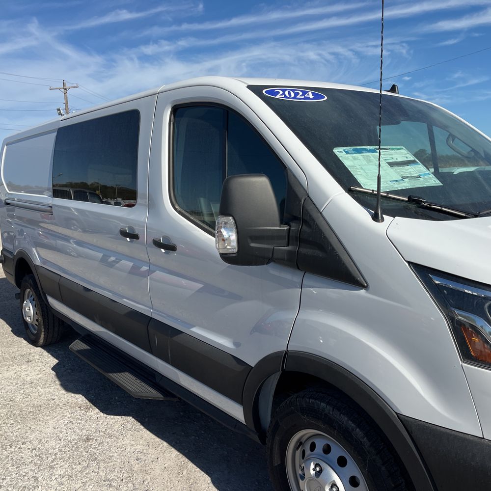 2024 Ford Transit 250