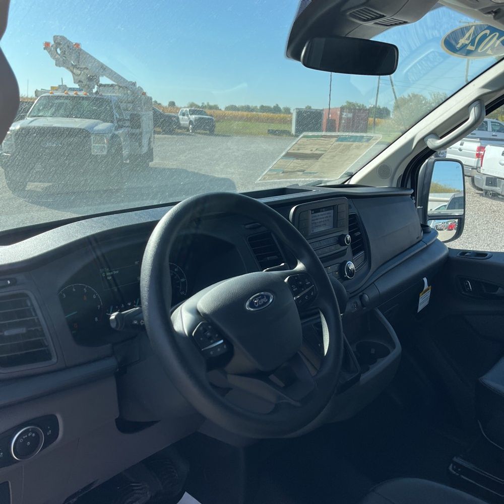2024 Ford Transit 250