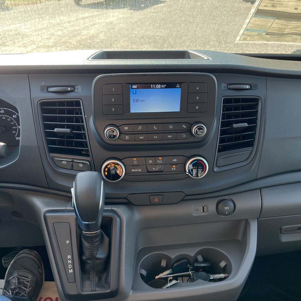 2024 Ford Transit 250
