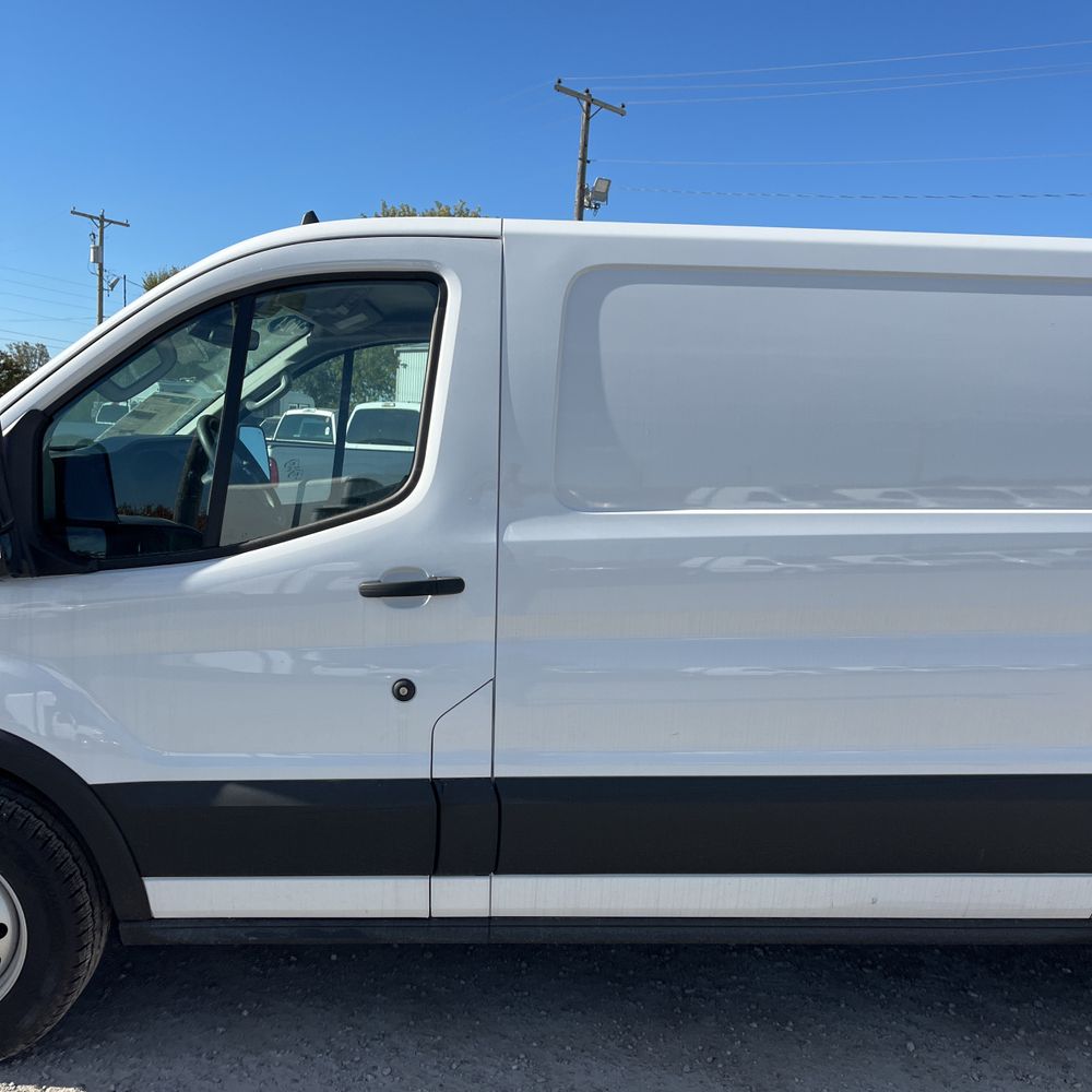 2024 Ford Transit 250