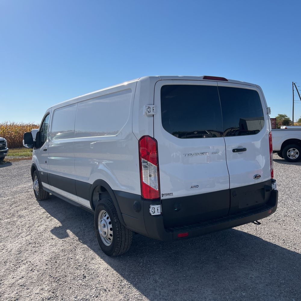 2024 Ford Transit 250