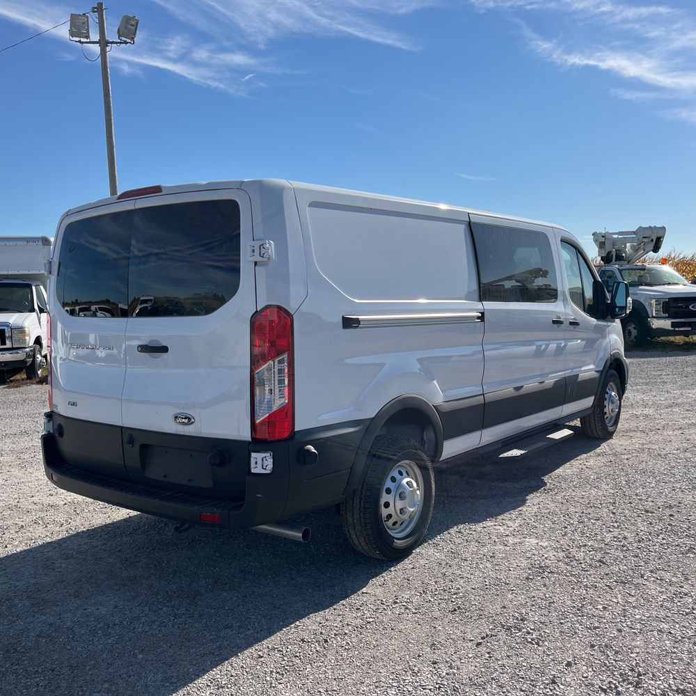 2024 Ford Transit 250