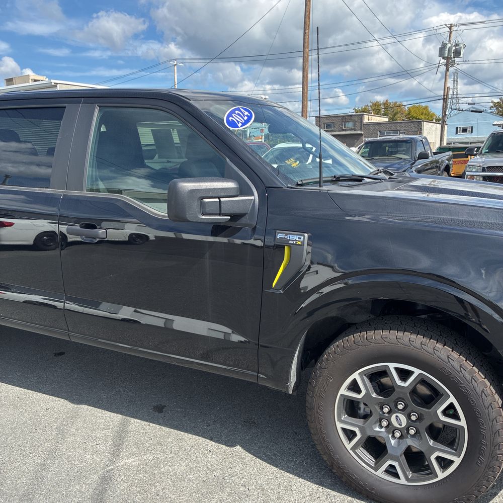 2024 Ford F-150 STX