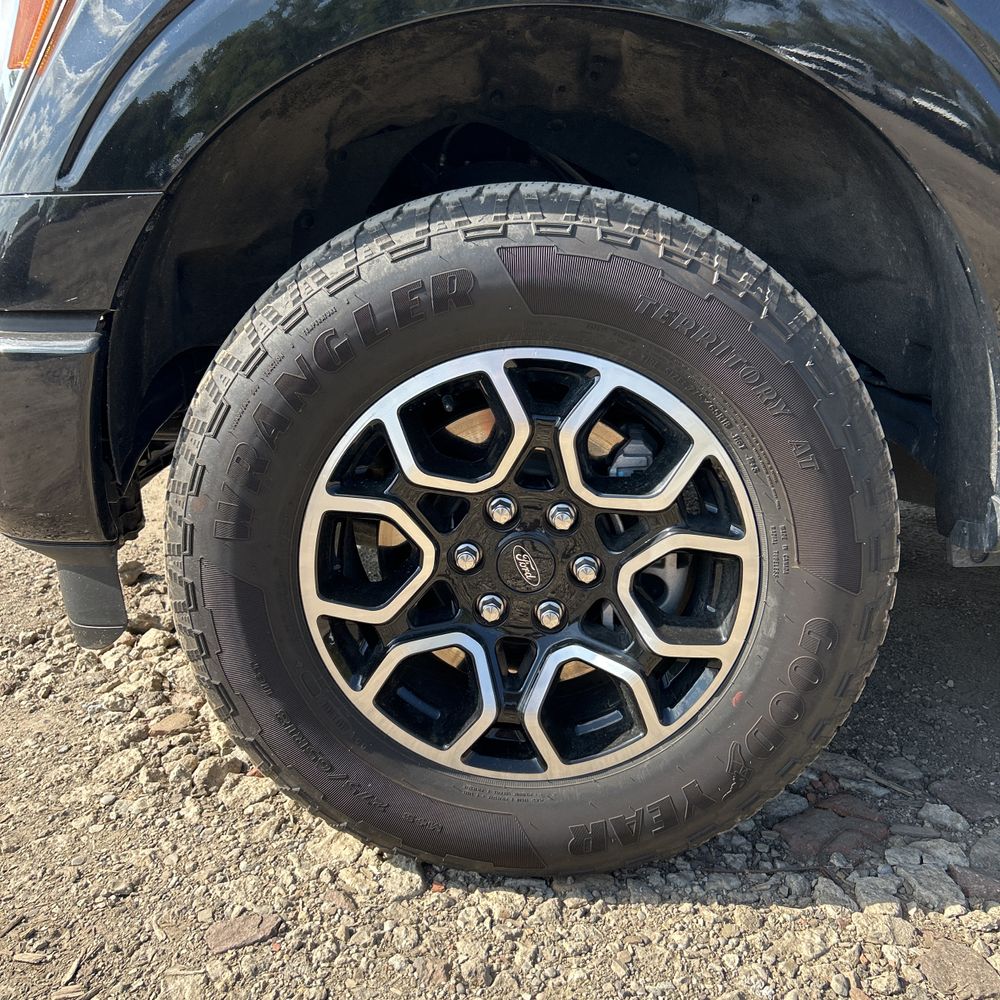 2023 Ford F150 XLT