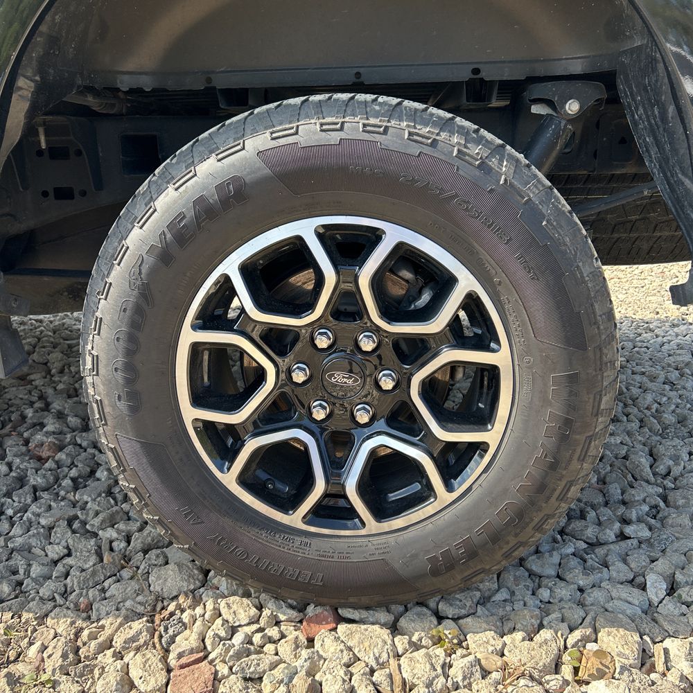 2023 Ford F150 XLT
