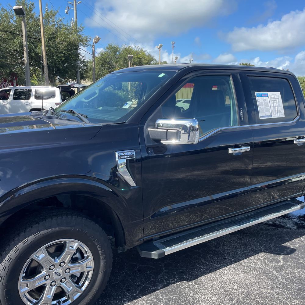 2023 Ford F-150 Lariat